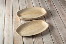 Load image into Gallery viewer, Tree Choice 13&quot; x 9&quot; Whole Leaf Oval Platter (100 count)